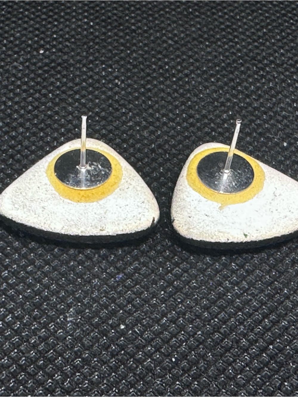 Triangular Black Shell Inlay Stud Earrings - Picture 2 of 2